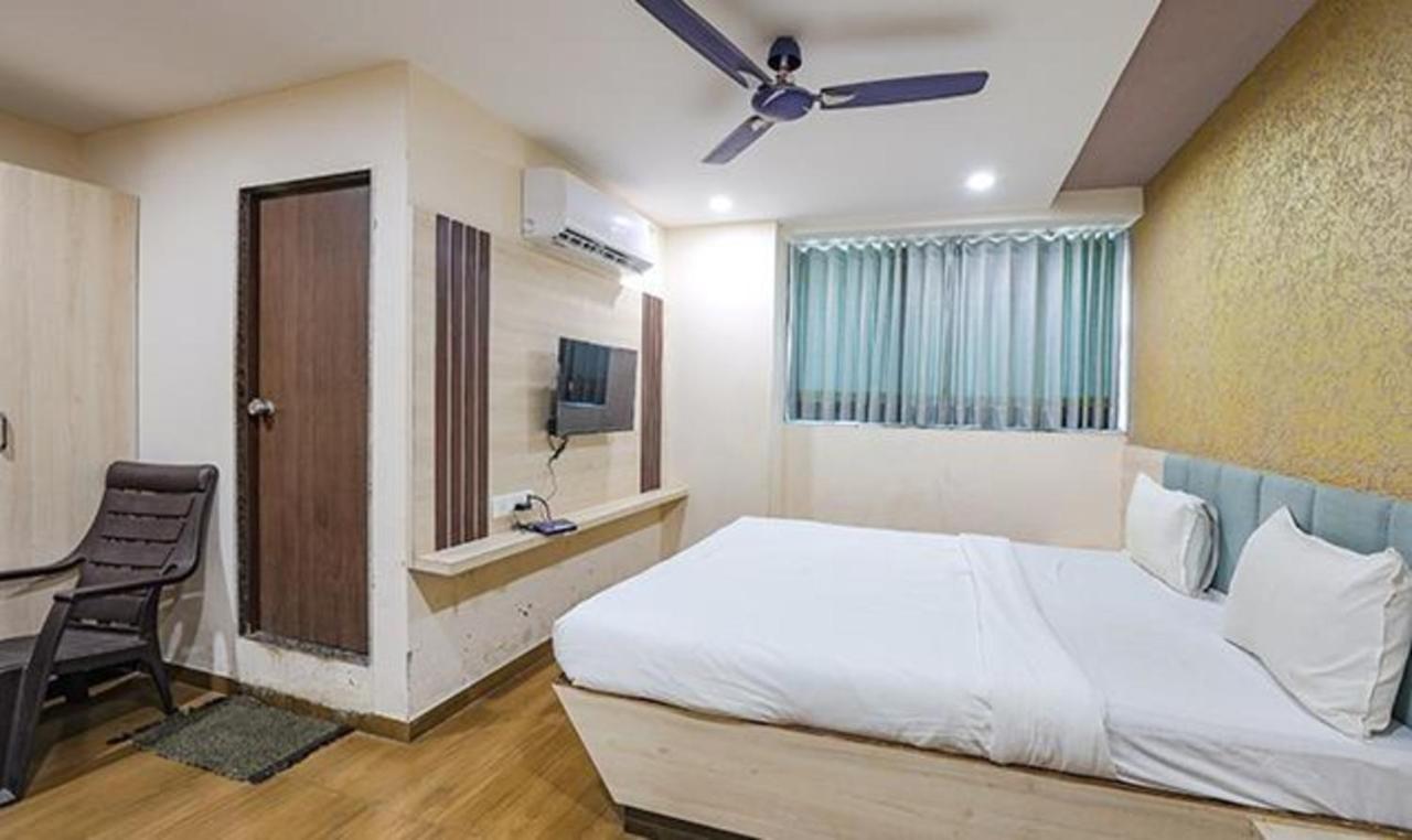 Fabhotel The Heaven อาเมดาบัด ภายนอก รูปภาพ